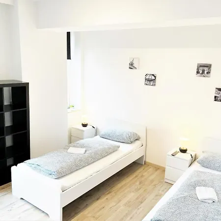 Work & Im Herzen Von * Celle